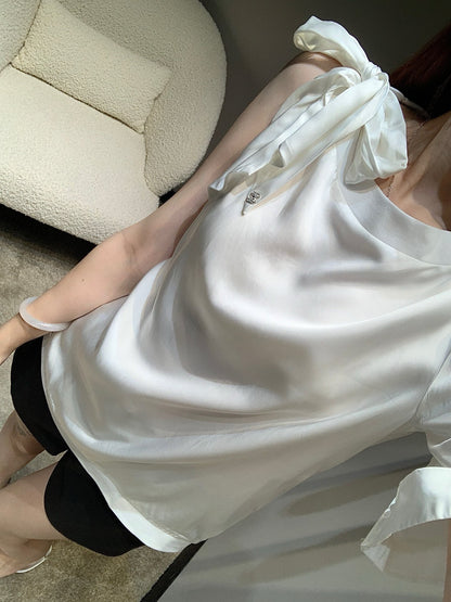 샤넬 / 리본 라운드 넥 오프숄더 루즈핏 티셔츠