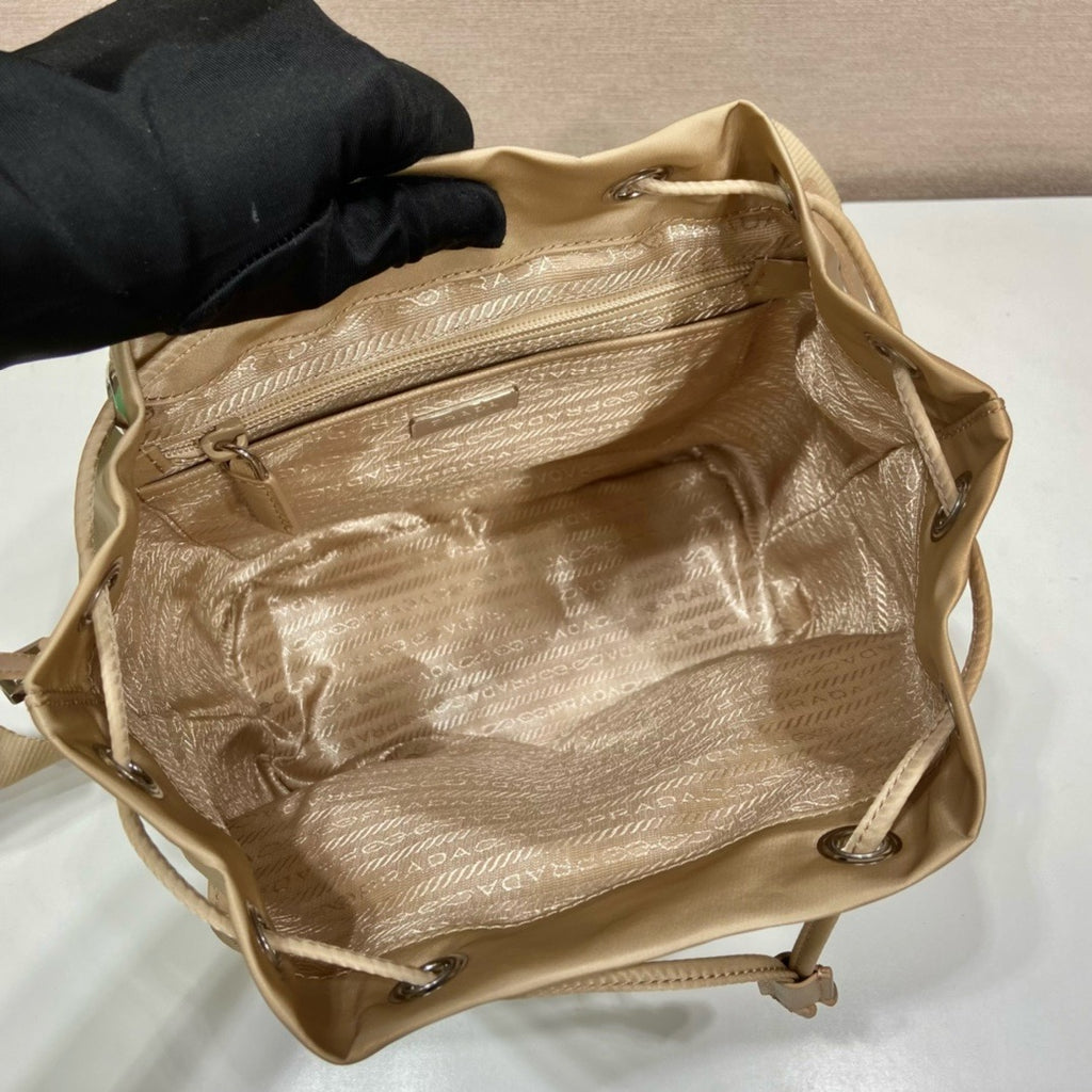 프라다 / 리나일론 백팩