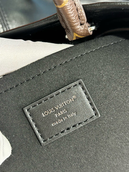 루이비통 / 오프 듀티 백팩 바이브