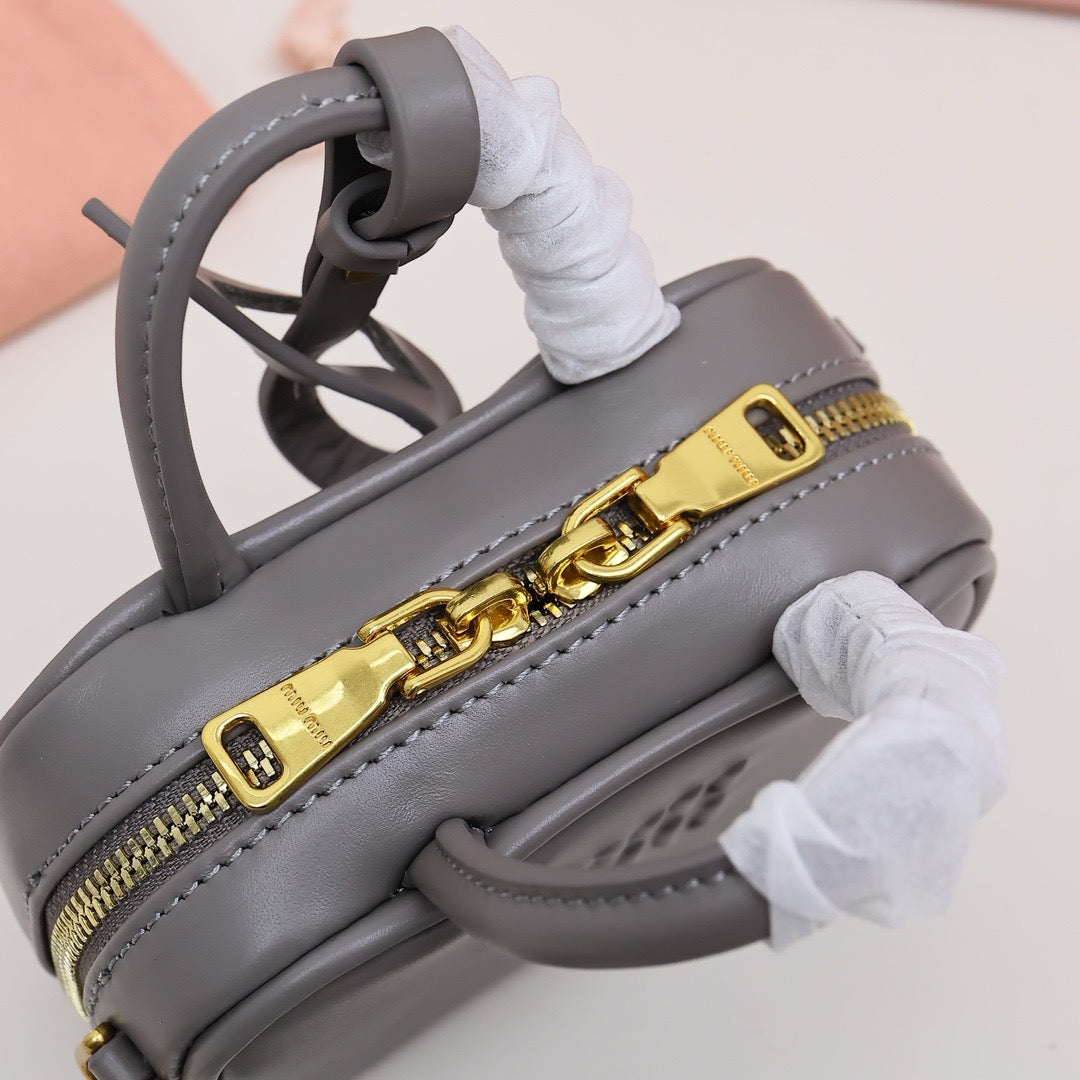 미우미우 / 미니 백