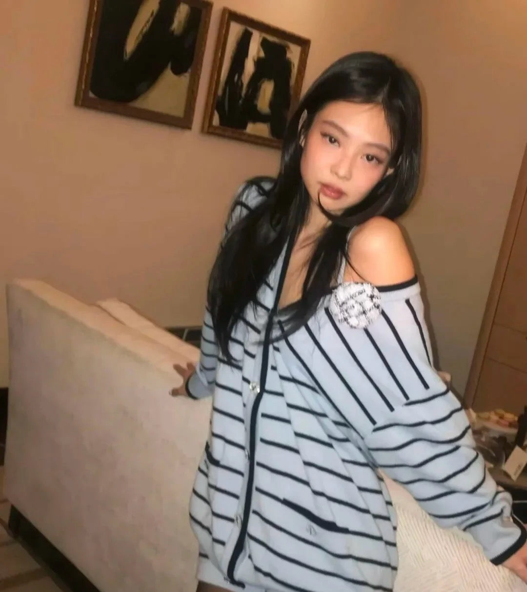 샤넬 / 배색 스트라이프 가디건