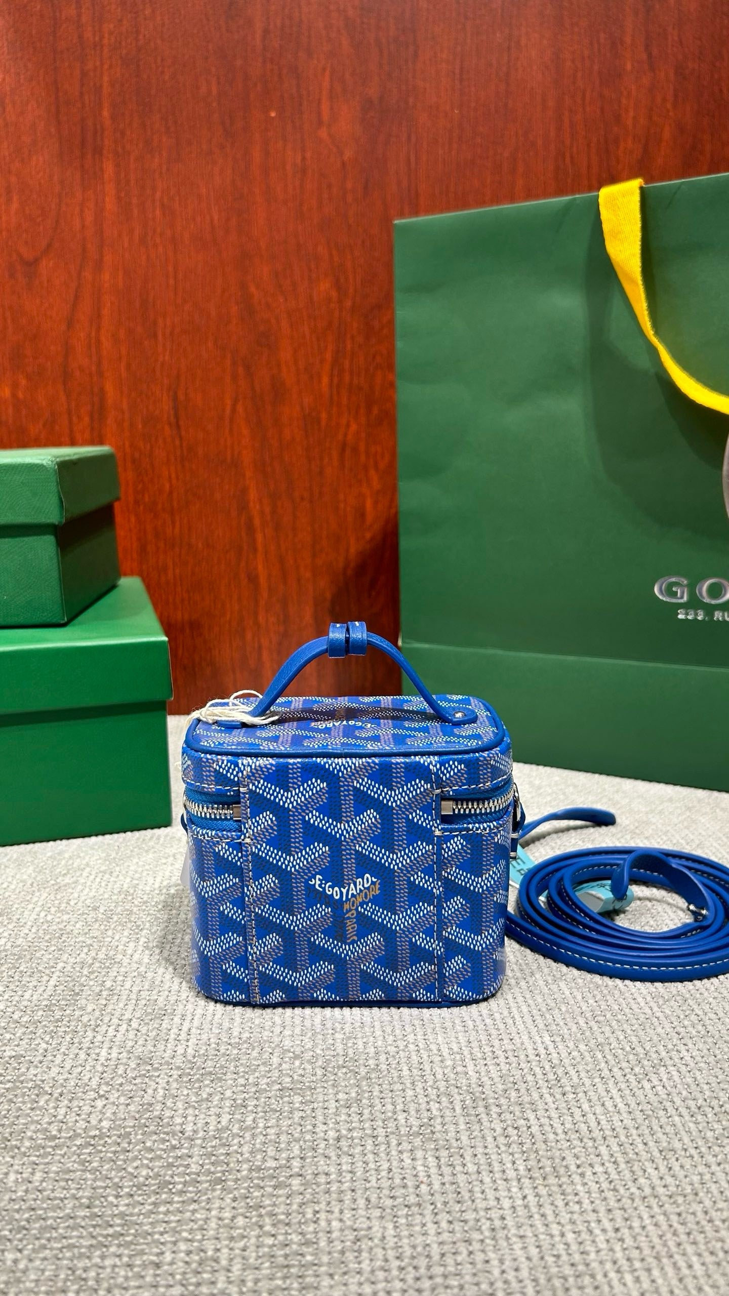 고야드 / 뮤즈 바니티 나노