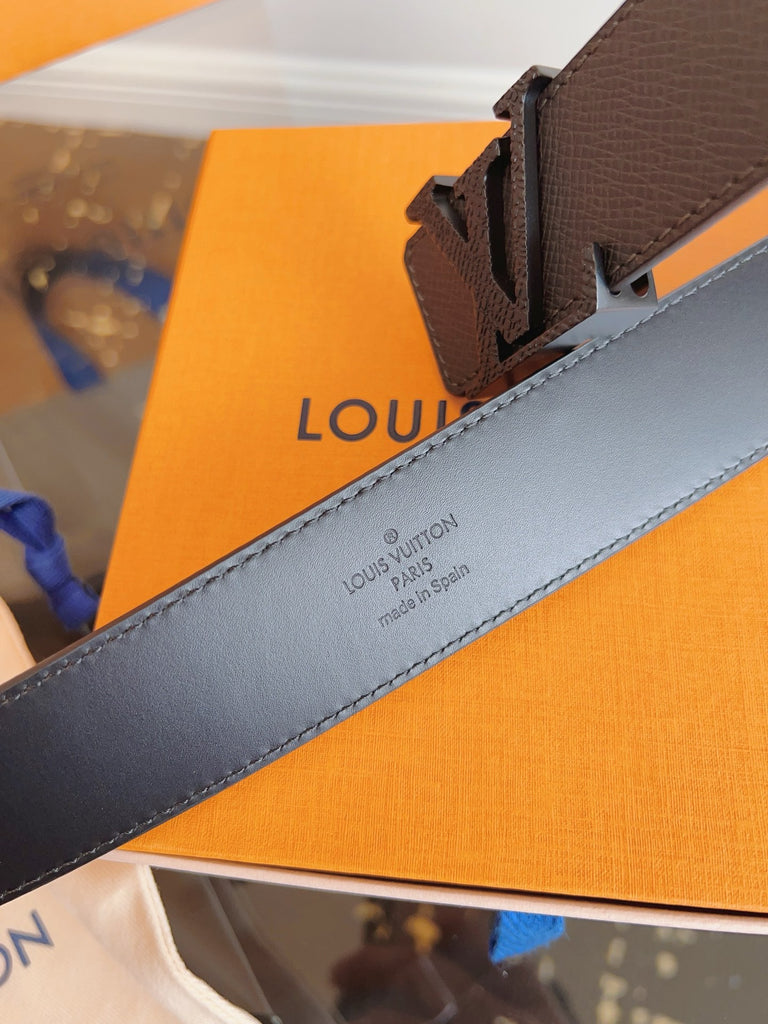 루이비통 / LV 로고 가죽 벨트
