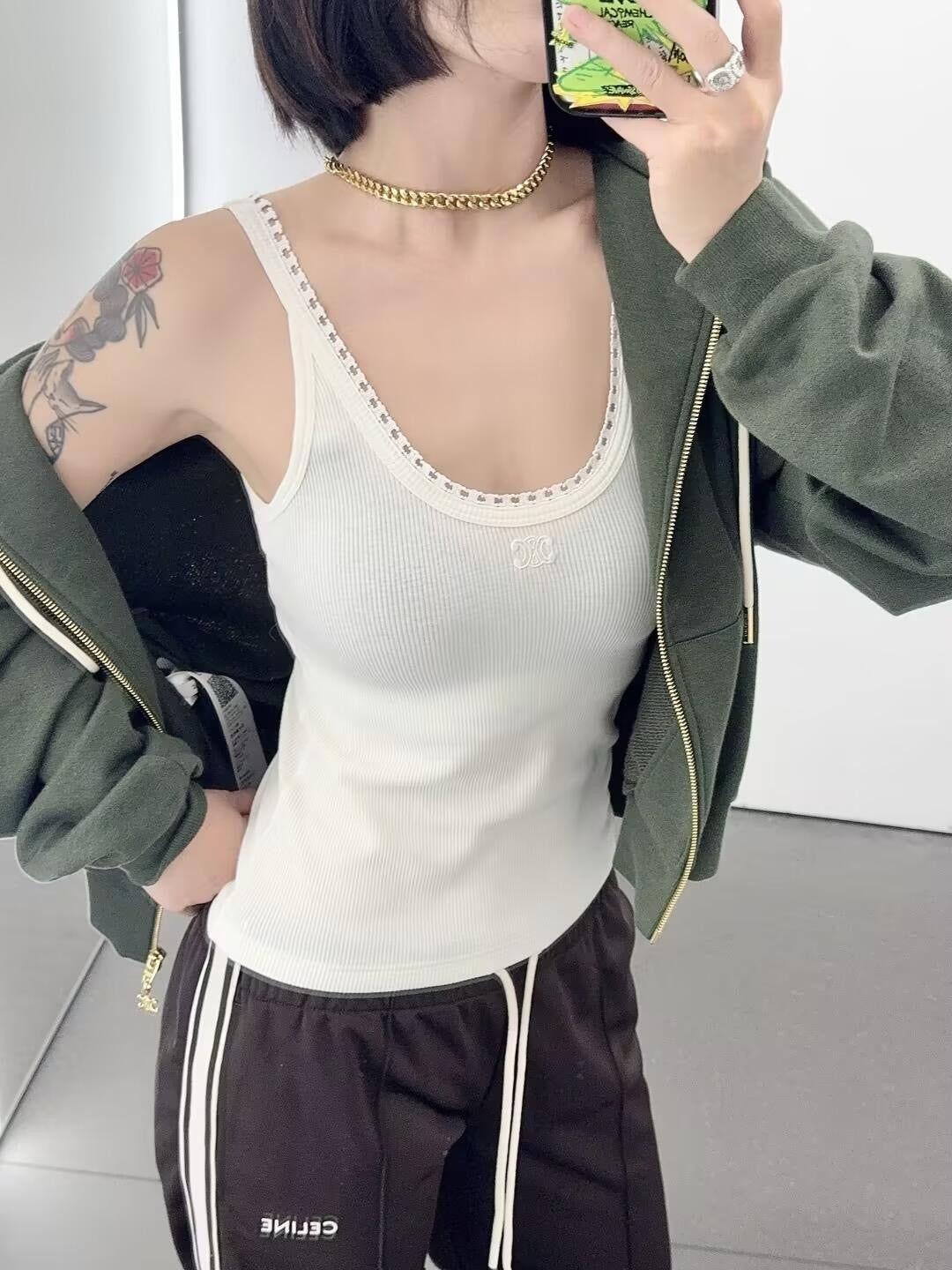 셀린느 / 자수 로고 나시