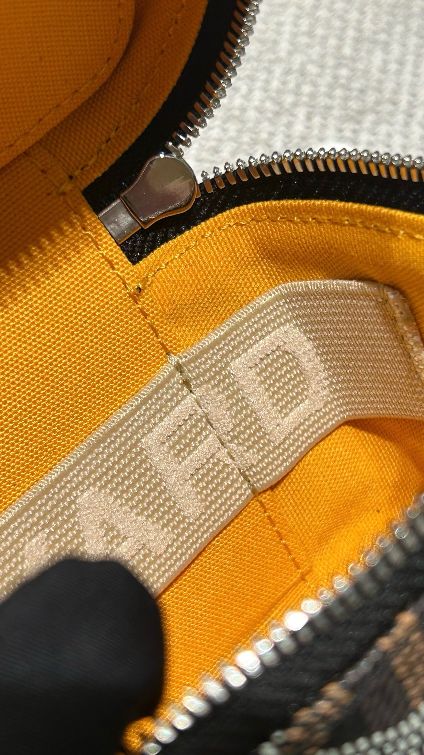 고야드 / 뮤즈 바니티 나노