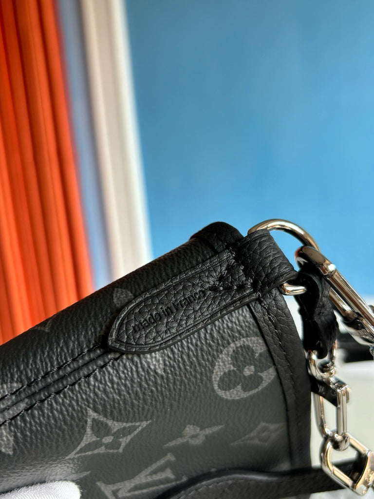 루이비통 / 네버풀 반둘리에 인사이드 아웃 BB