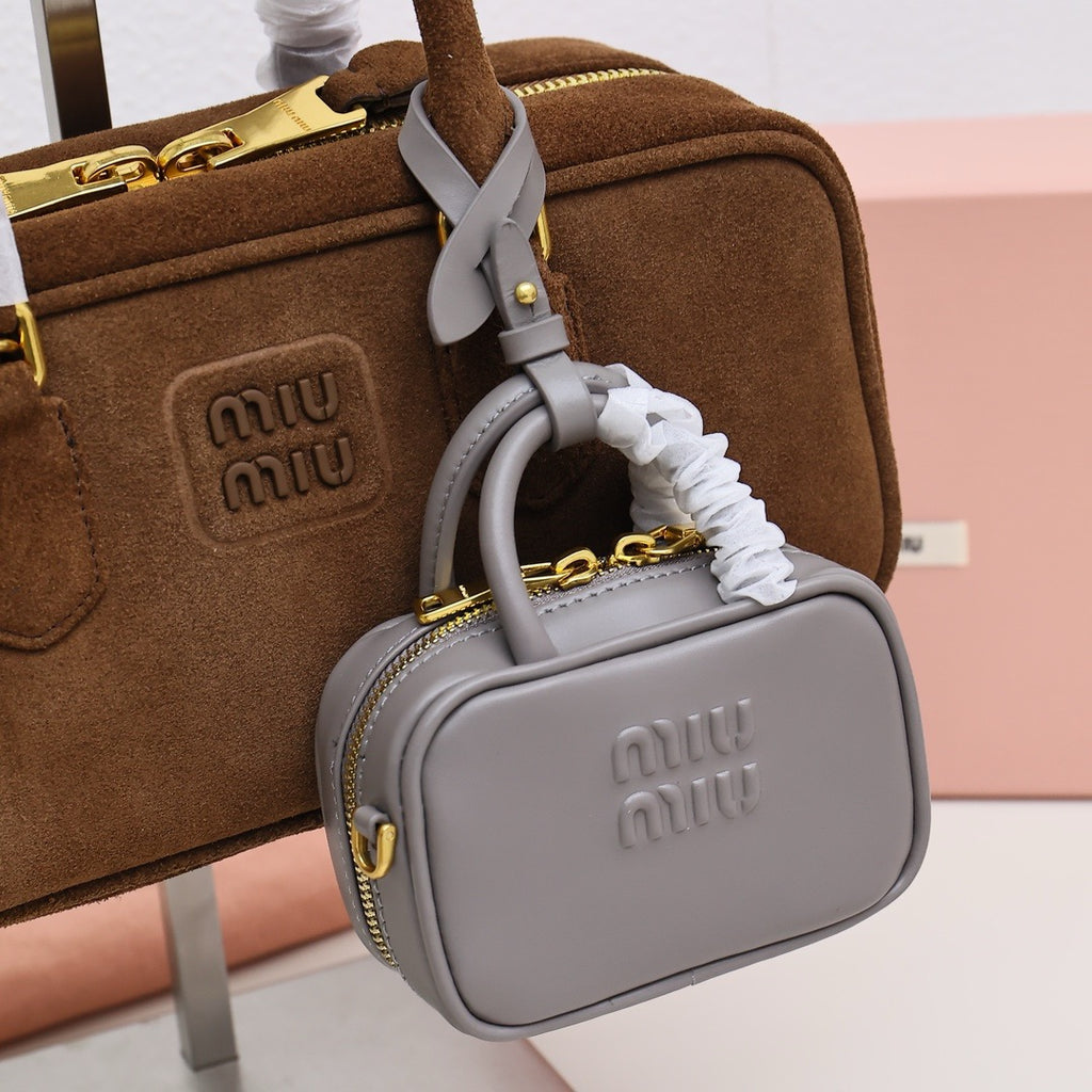 미우미우 / 미니 백