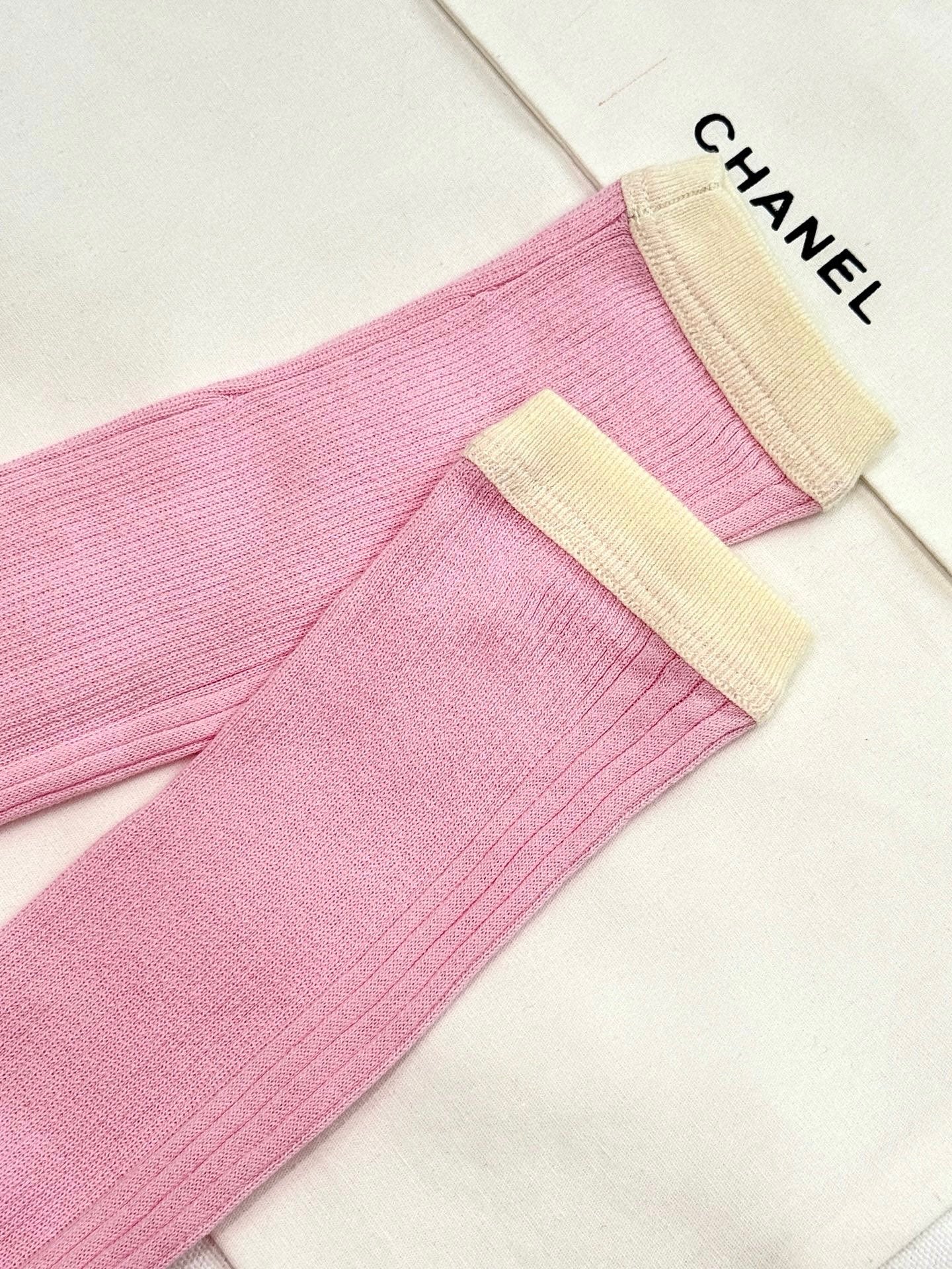 샤넬 / 슬림핏 브이넥 골지 가디건