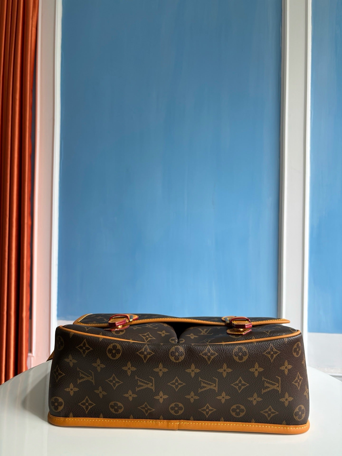 루이비통 / 사첼 메신저