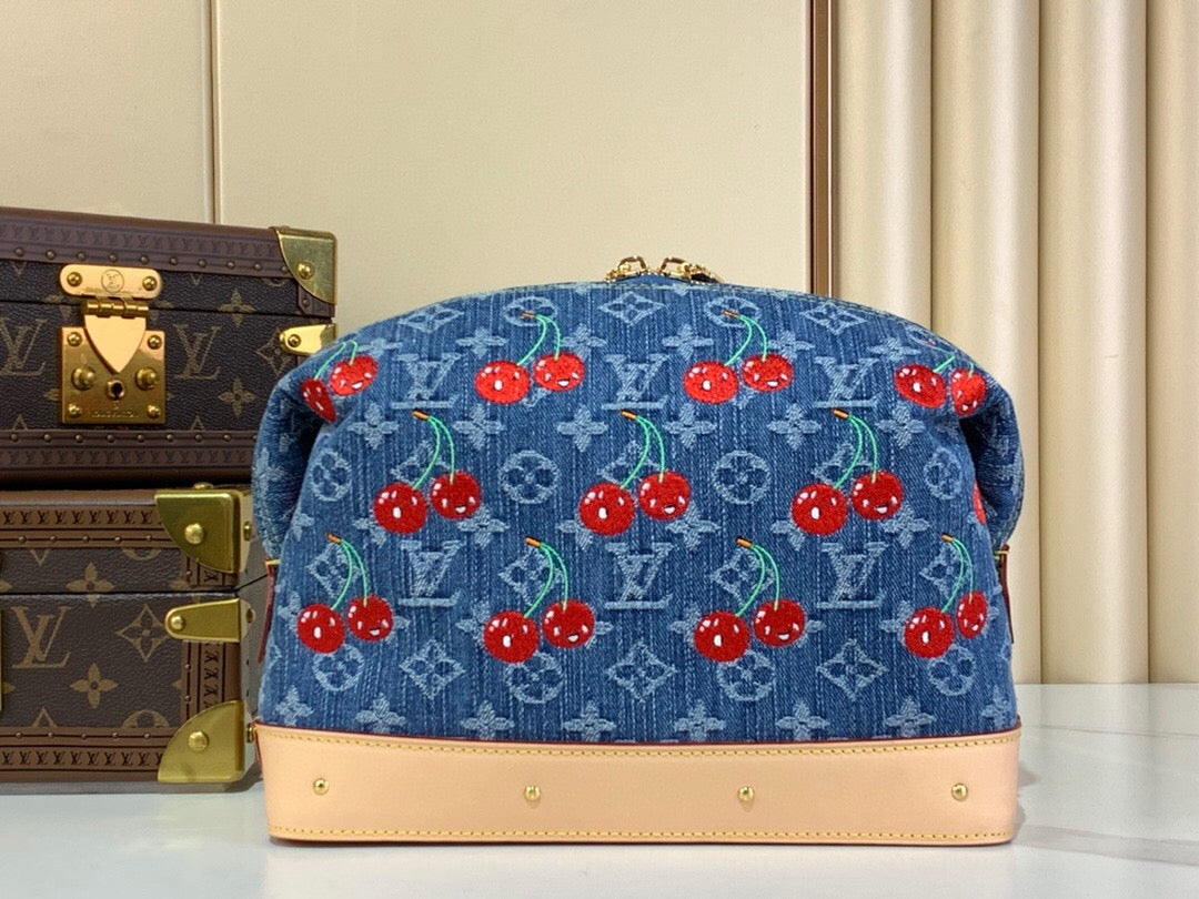 루이비통 / LV x TM 코스메틱 파우치 GM