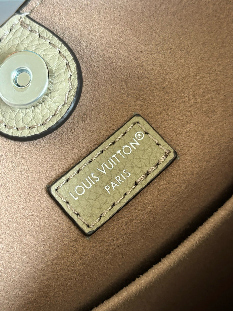 루이비통 / 올 어라운드 MM