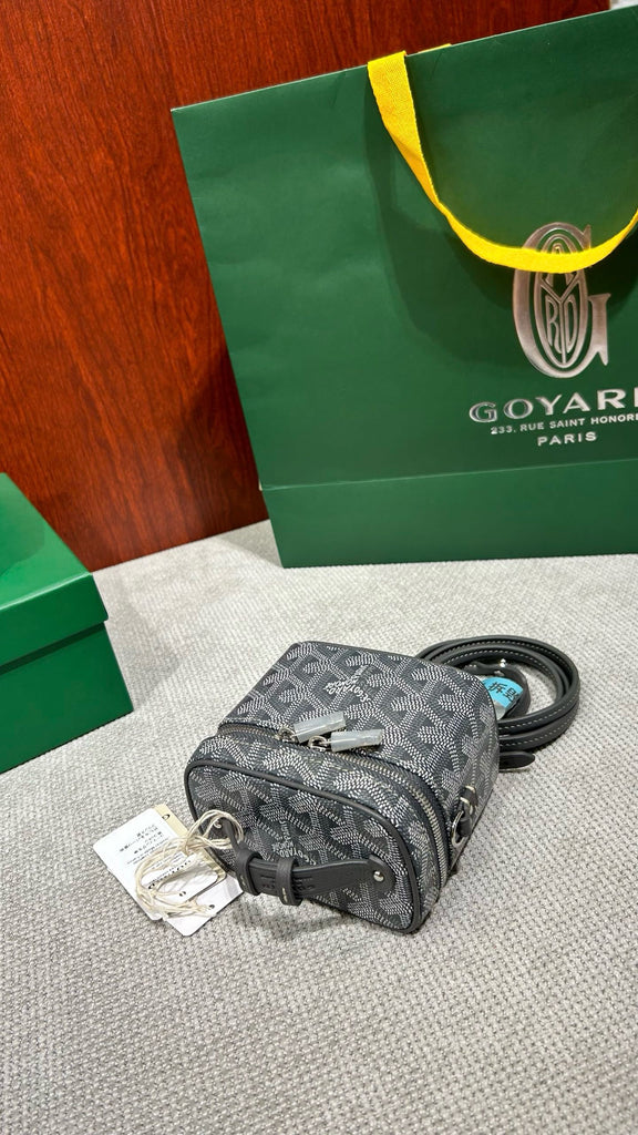 고야드 / 뮤즈 바니티 나노