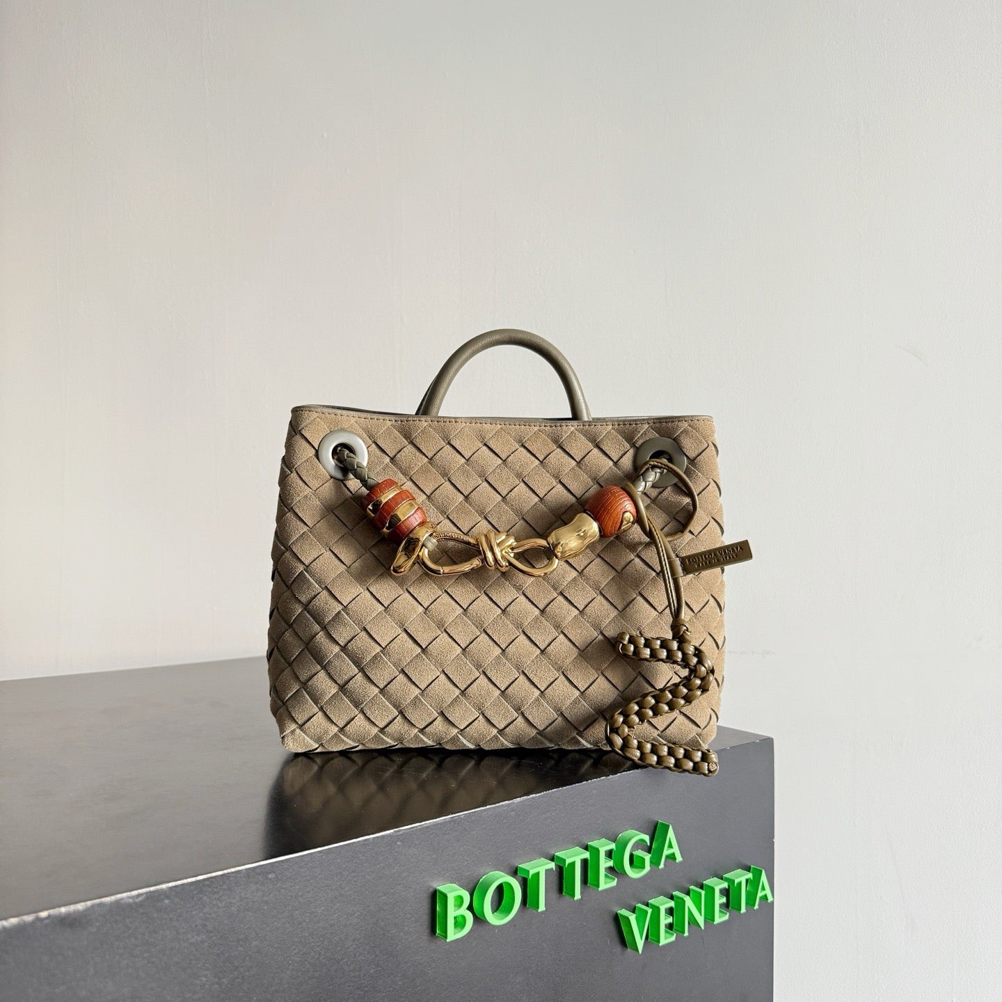 보테가 베네타 / 레터 Z 참