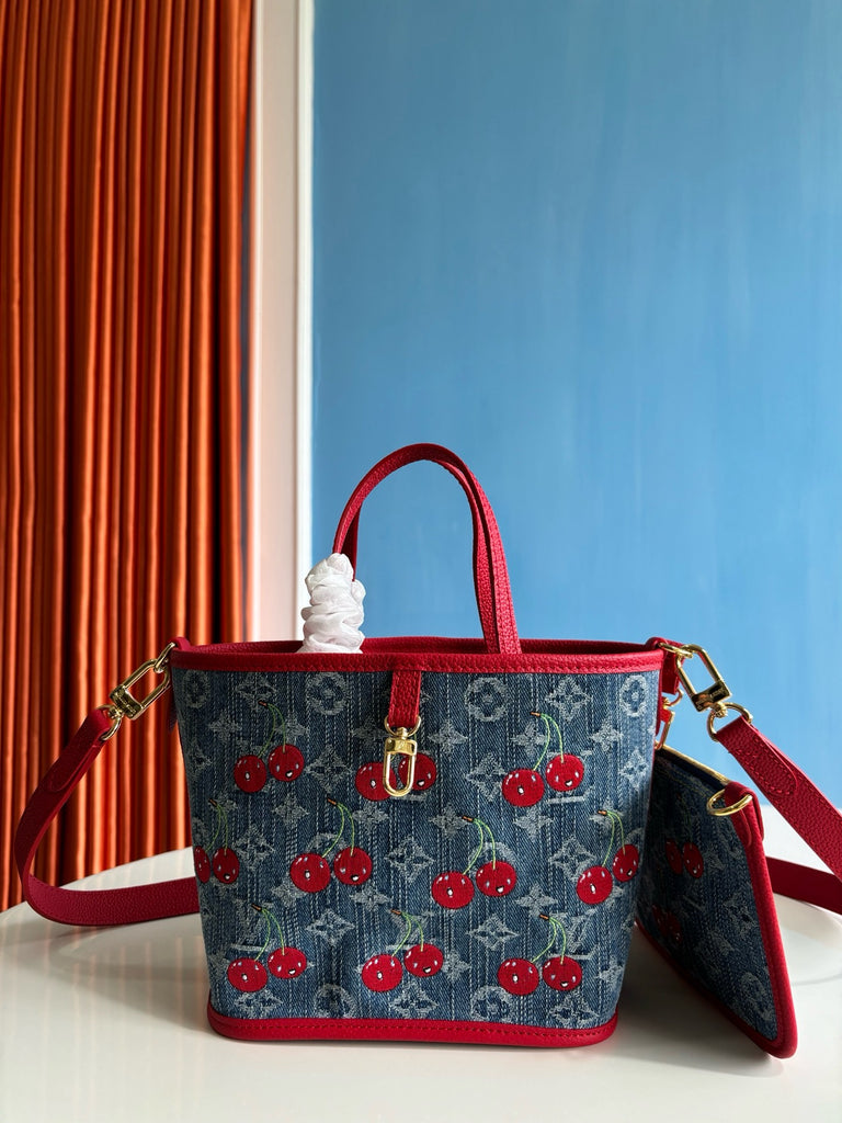 루이비통 / LV x TM 네버풀 인사이드 아웃 BB