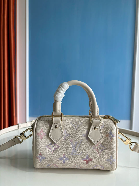 루이비통 / 나노 스피디