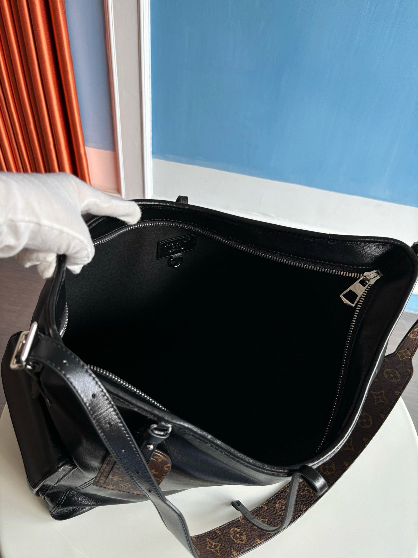 루이비통 / 캐리 올 트레블 백