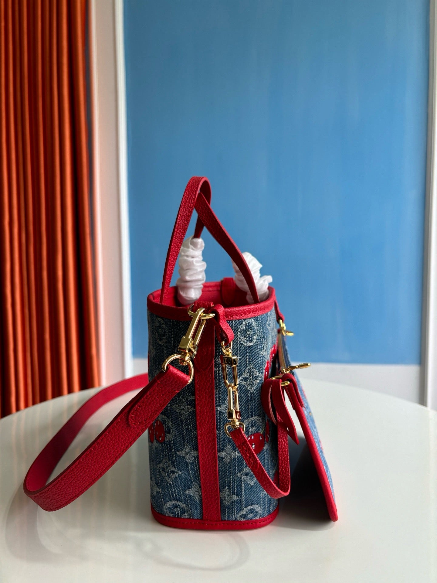 루이비통 / LV x TM 네버풀 인사이드 아웃 BB