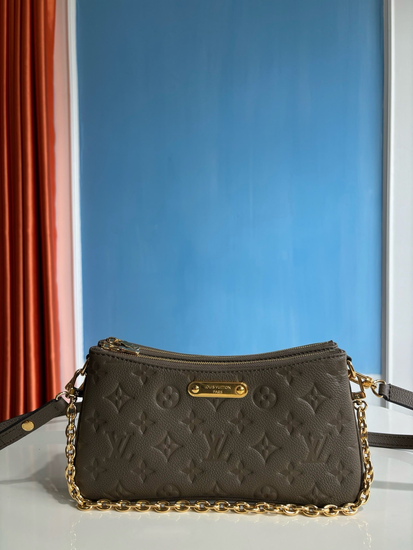 루이비통 / 리브 포쉐트