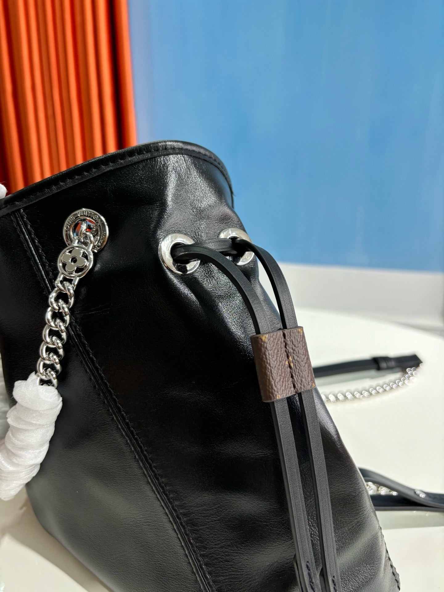 루이비통 / 오프 듀티 백팩 바이브