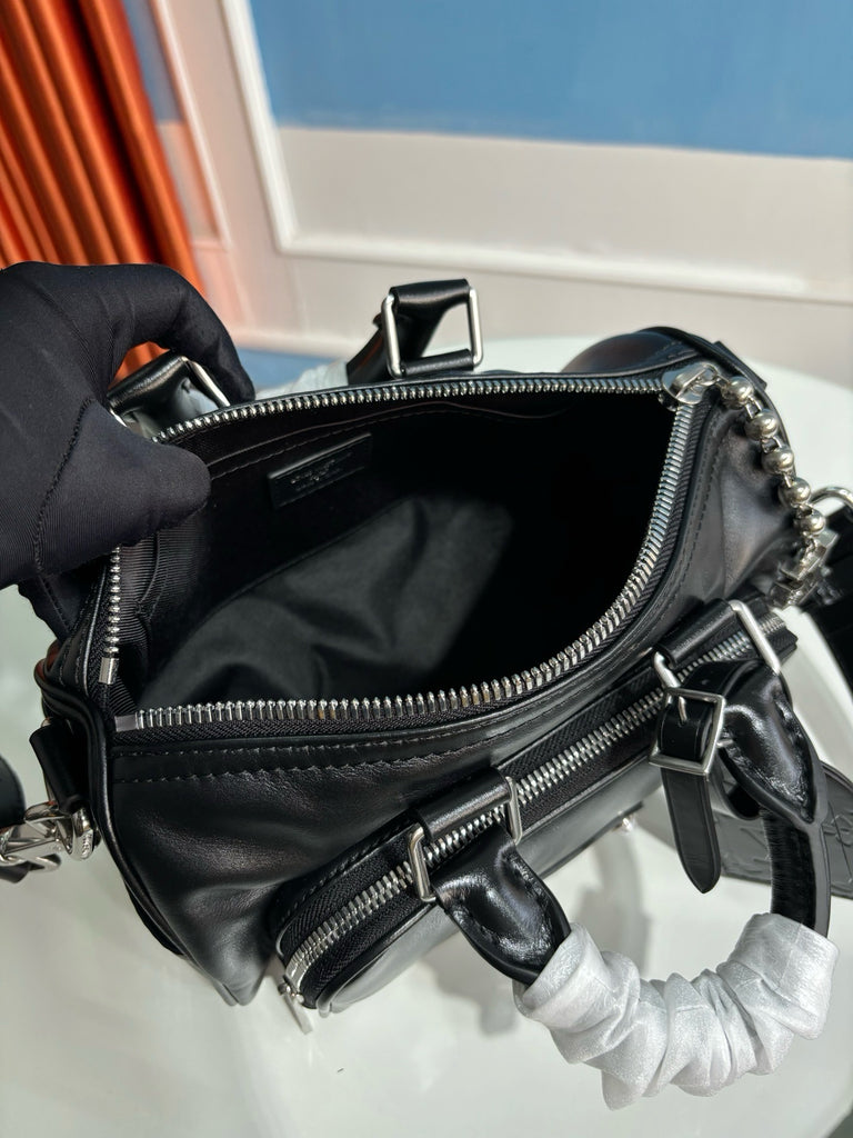 루이비통 / 키폴 카고 반둘리에 25